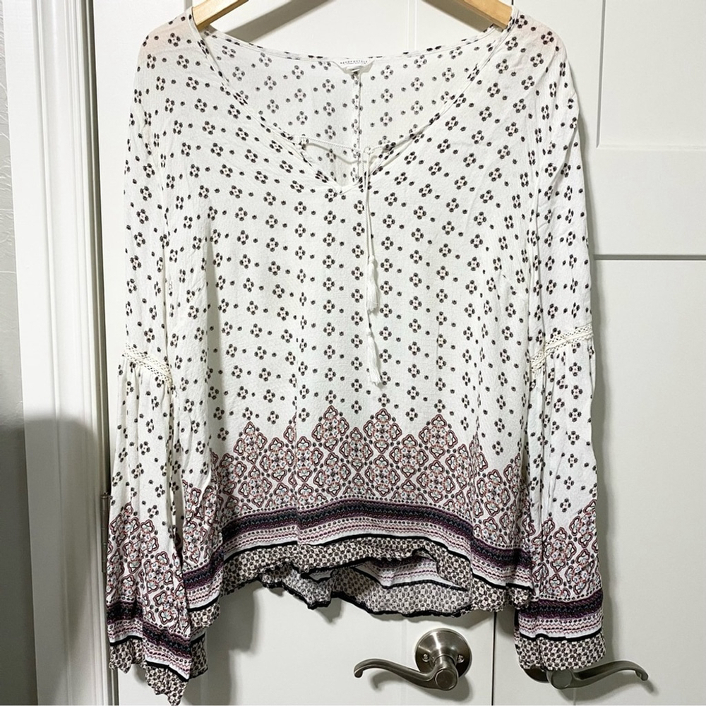 Aeropostale boho bell sleeve white top size X-Large